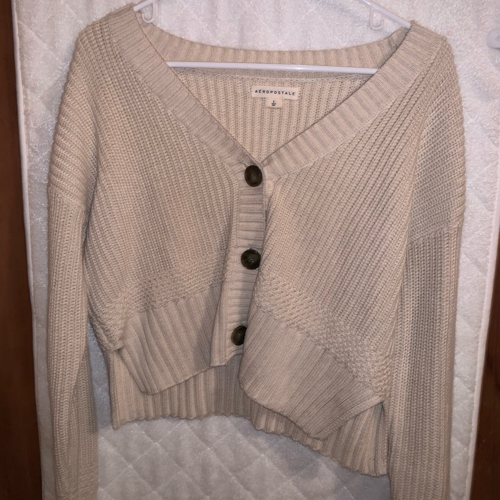 American eagle v-neck cropped cardigan